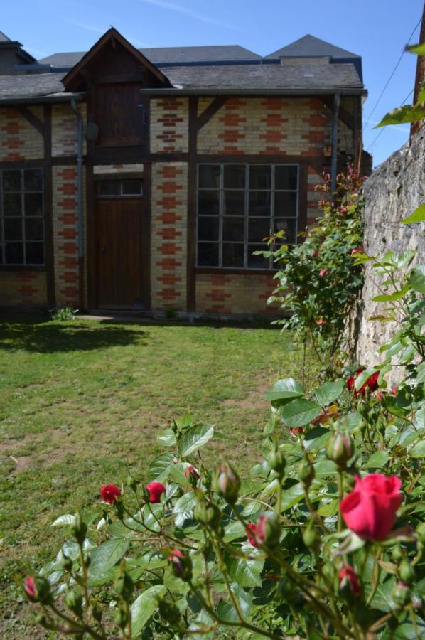Chambre D'Hotes Les Ecuries Λε Μανς Εξωτερικό φωτογραφία